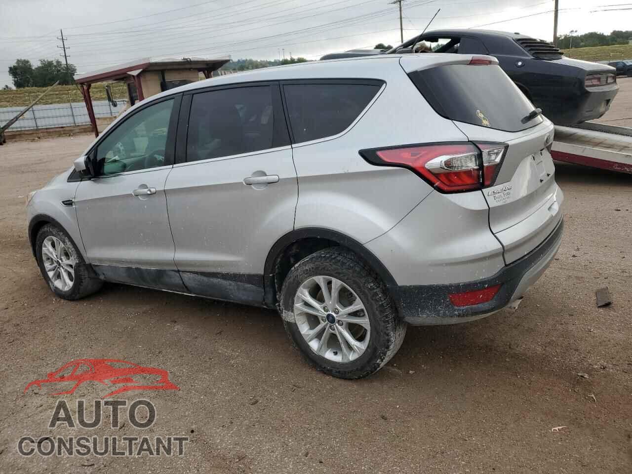 FORD ESCAPE 2017 - 1FMCU9GD2HUE66060