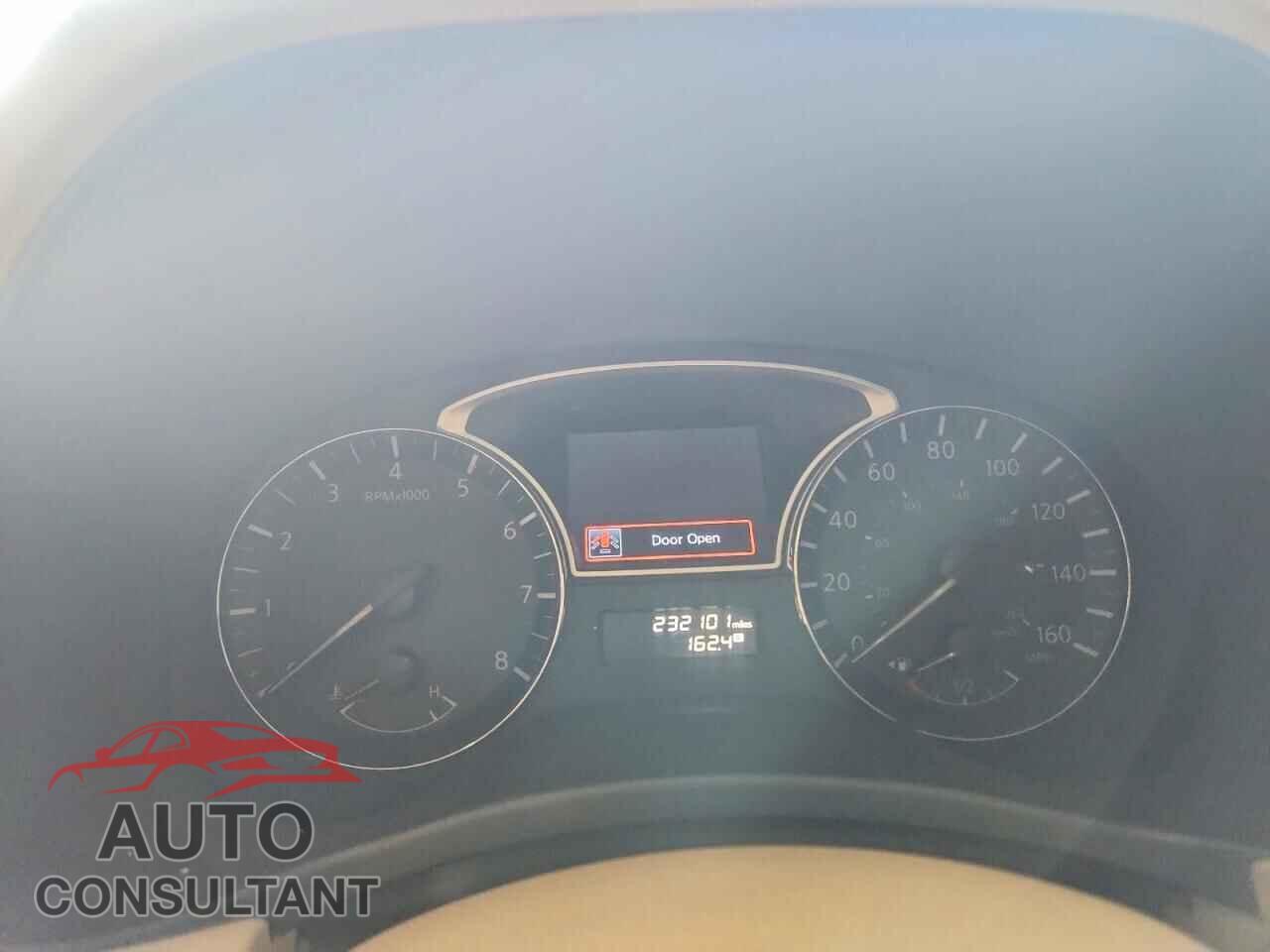 NISSAN PATHFINDER 2013 - 5N1AR2MN2DC640013