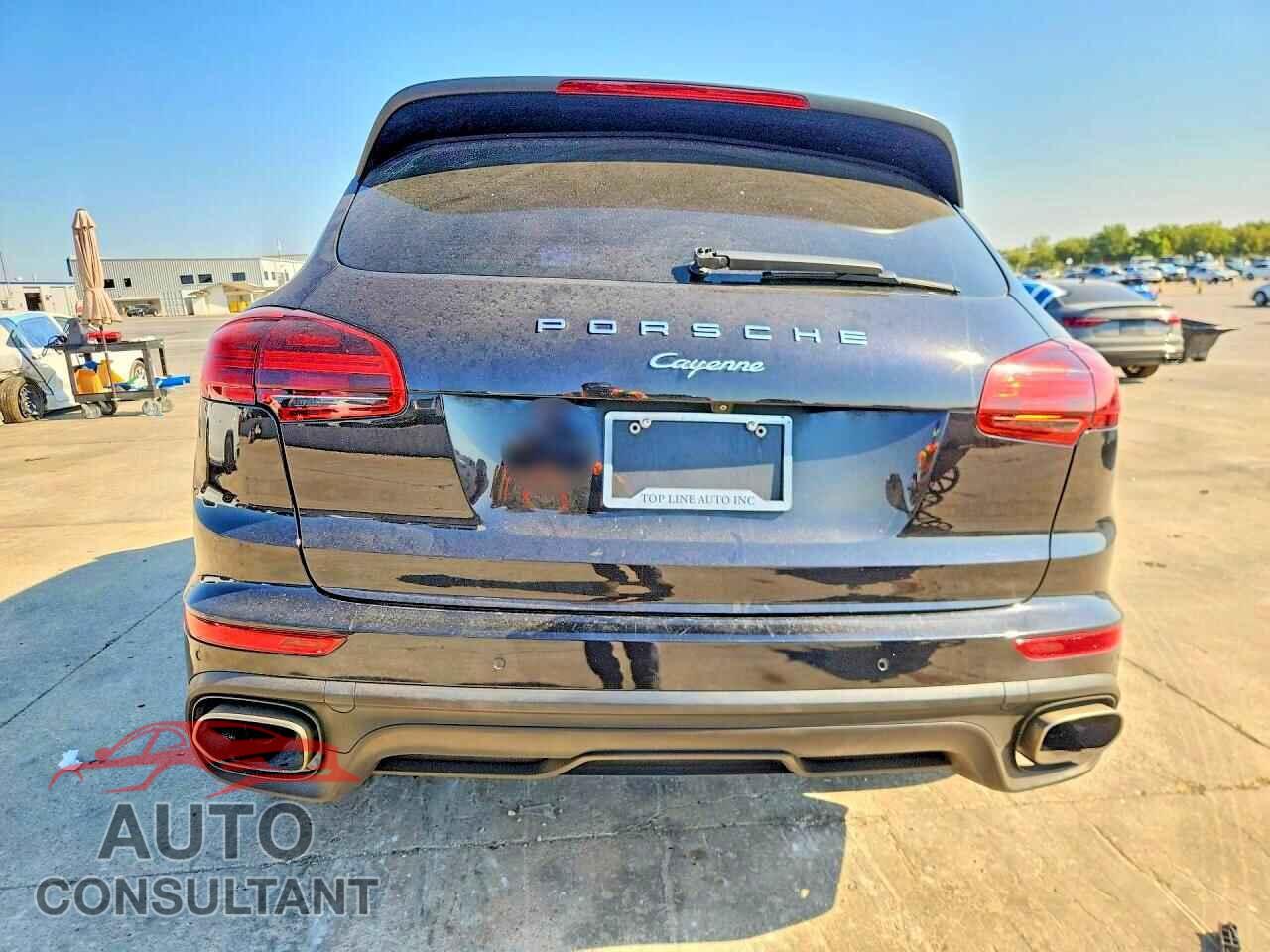 PORSCHE CAYENNE 2016 - WP1AA2A22GLA02336