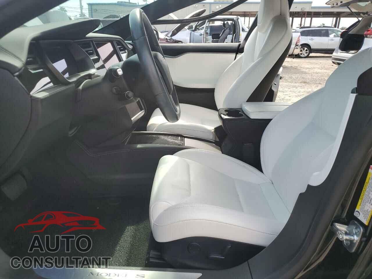 TESLA MODEL S 2018 - 5YJSA1E27JF256919