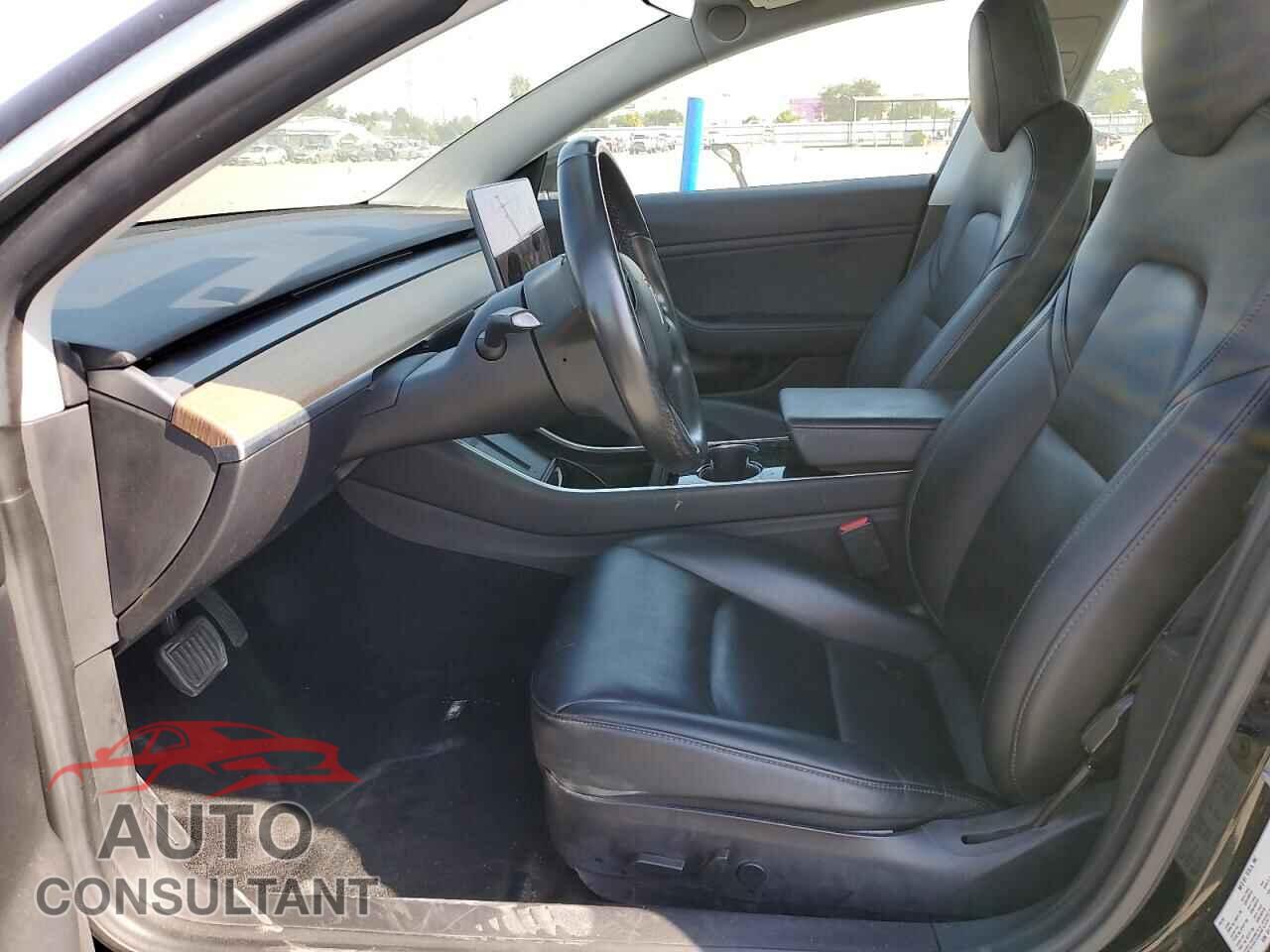 TESLA MODEL 3 2019 - 5YJ3E1EA4KF306905