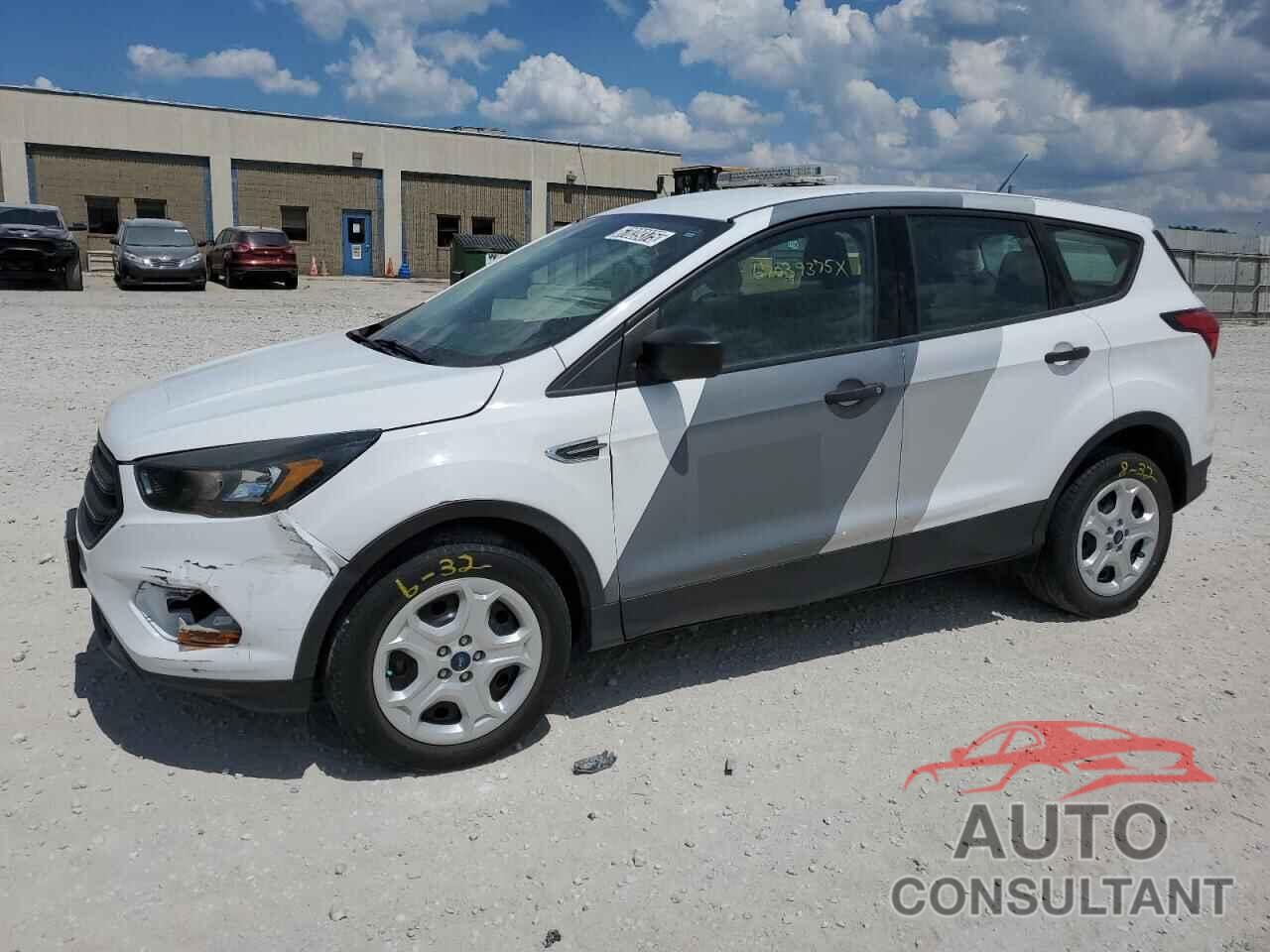 FORD ESCAPE 2019 - 1FMCU0F76KUA71409