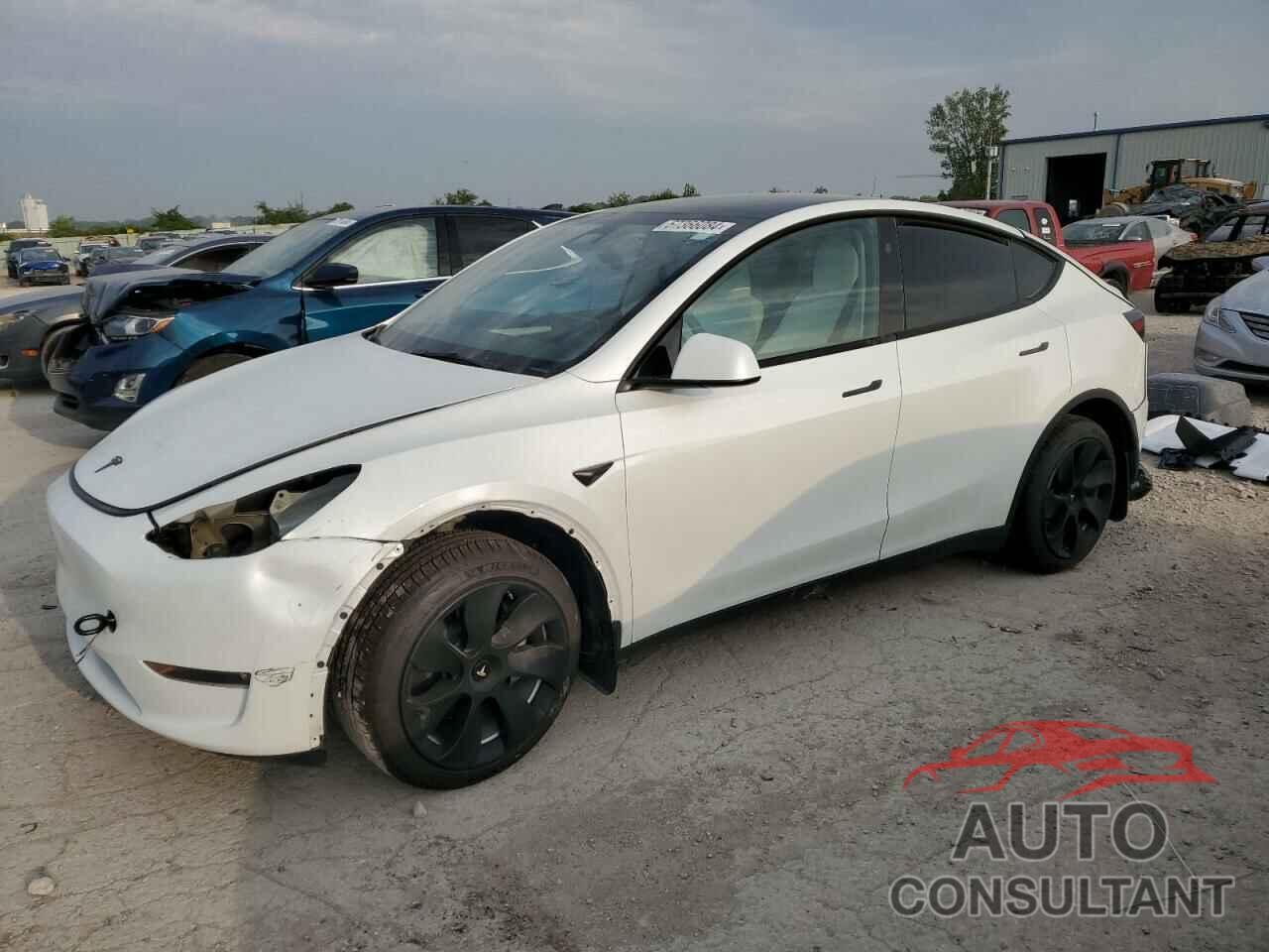 TESLA MODEL Y 2023 - 7SAYGDEE4PF810174