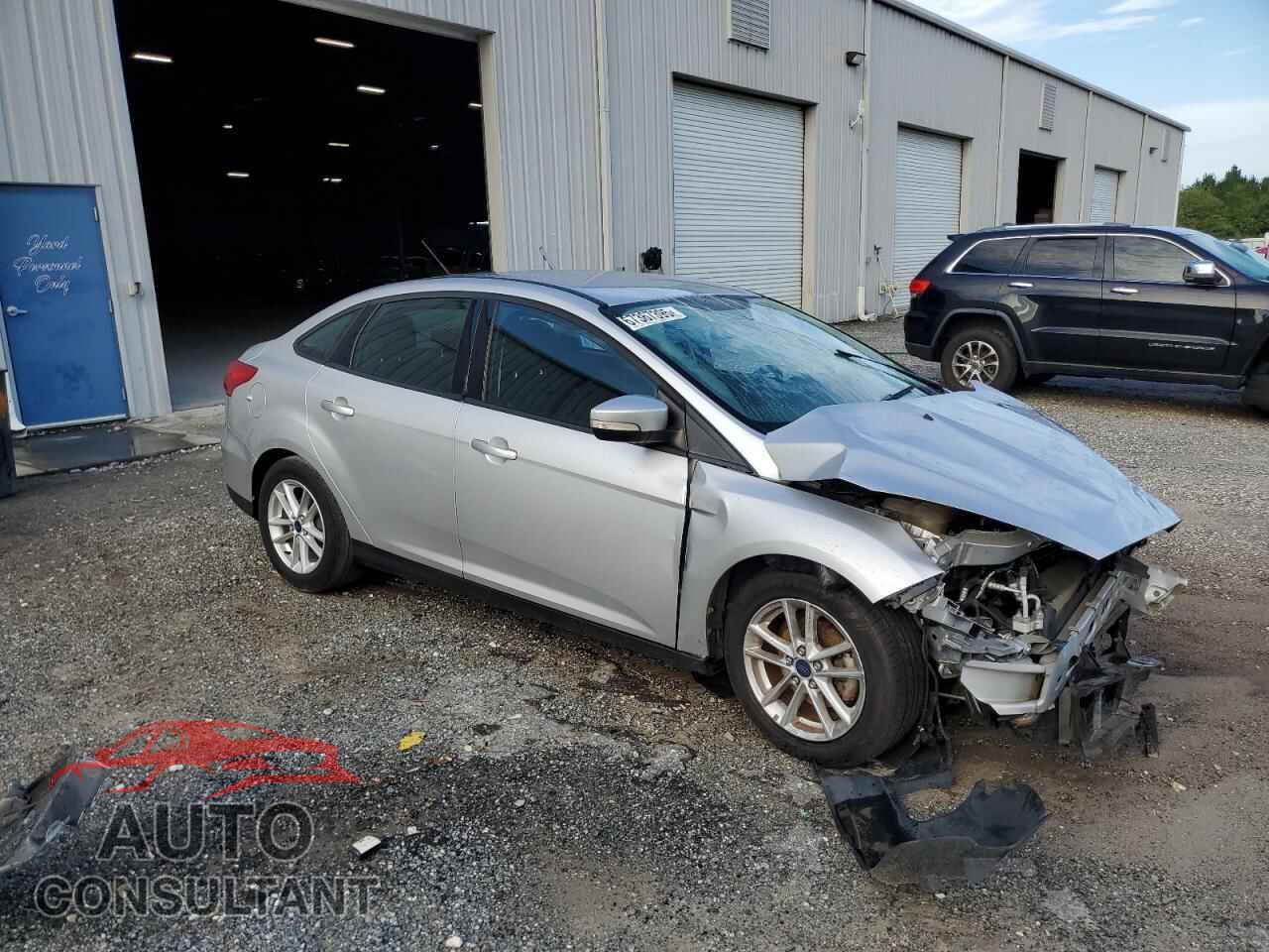 FORD FOCUS 2015 - 1FADP3F23FL376342