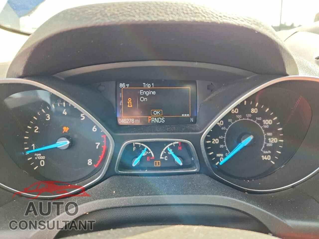 FORD ESCAPE 2017 - 1FMCU9J92HUB80973