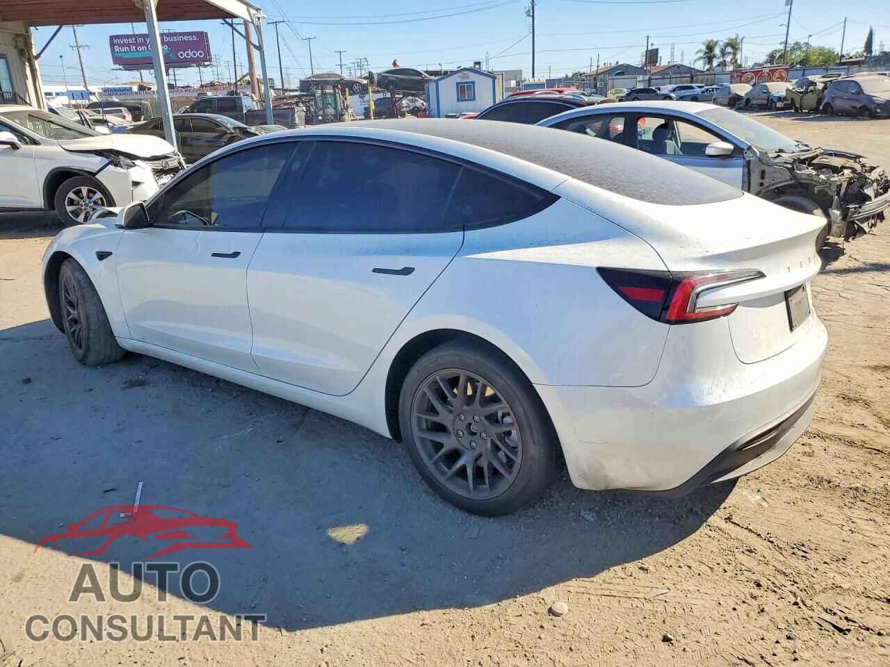 TESLA MODEL 3 2024 - 5YJ3E1EA4RF772165