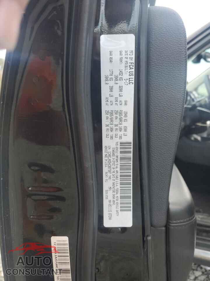 DODGE DURANGO 2017 - 1C4RDJAG5HC897307