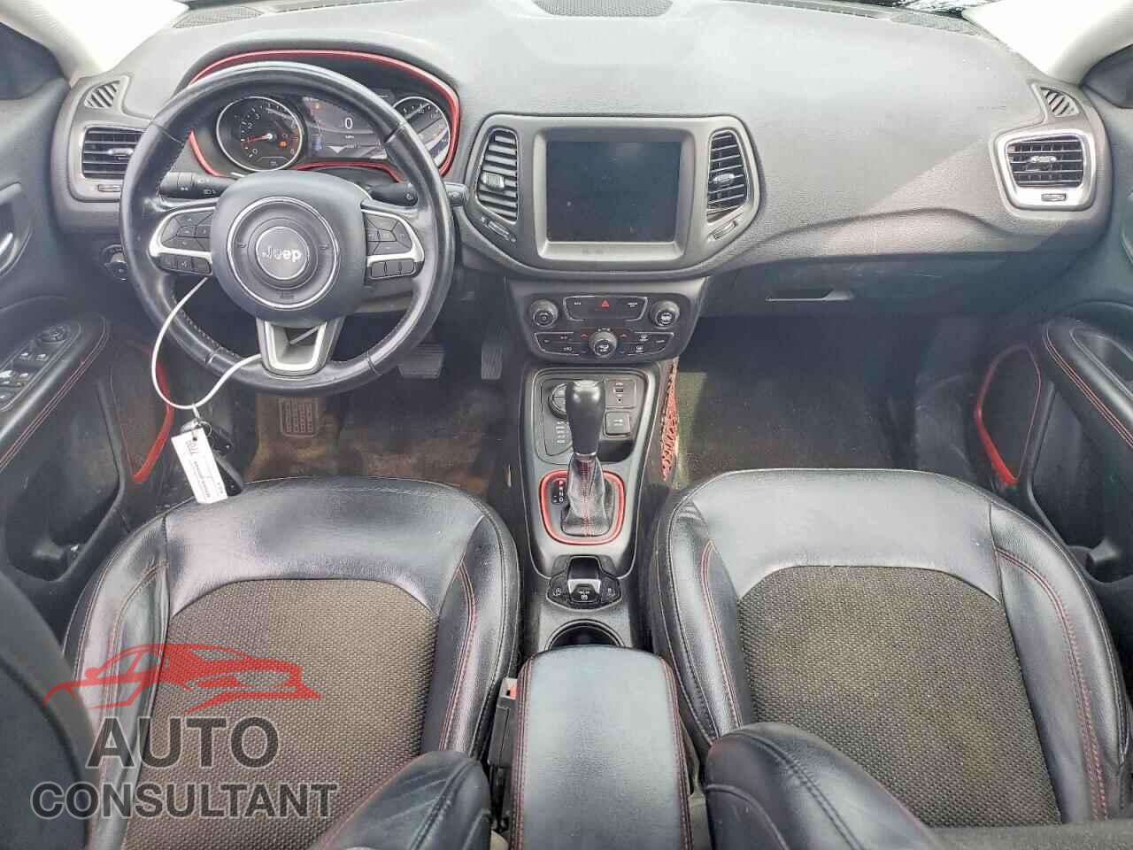 JEEP COMPASS 2018 - 3C4NJDDB6JT441559