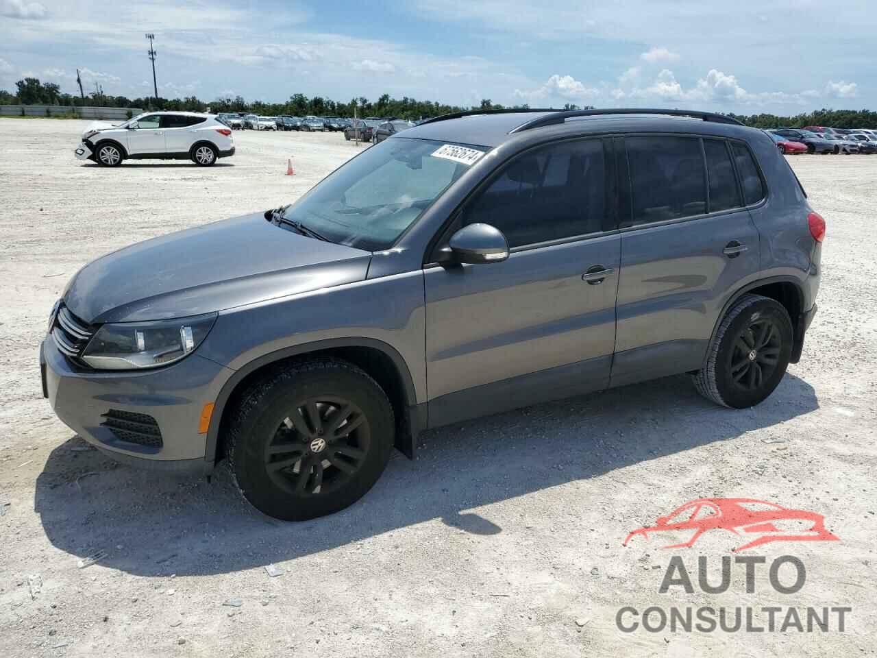 VOLKSWAGEN TIGUAN 2016 - WVGBV7AX7GW523730