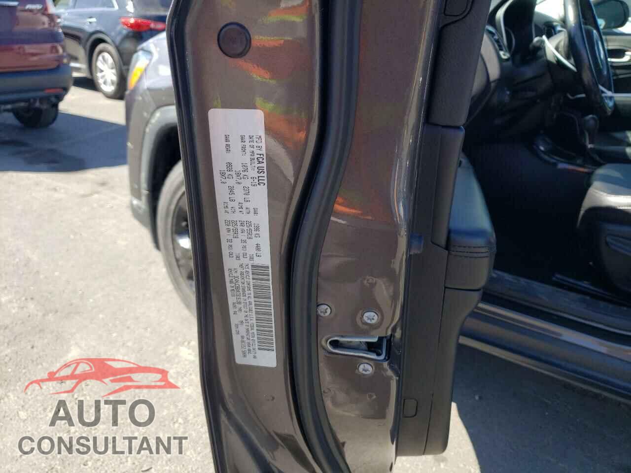 JEEP COMPASS 2019 - 3C4NJCBBXKT815198