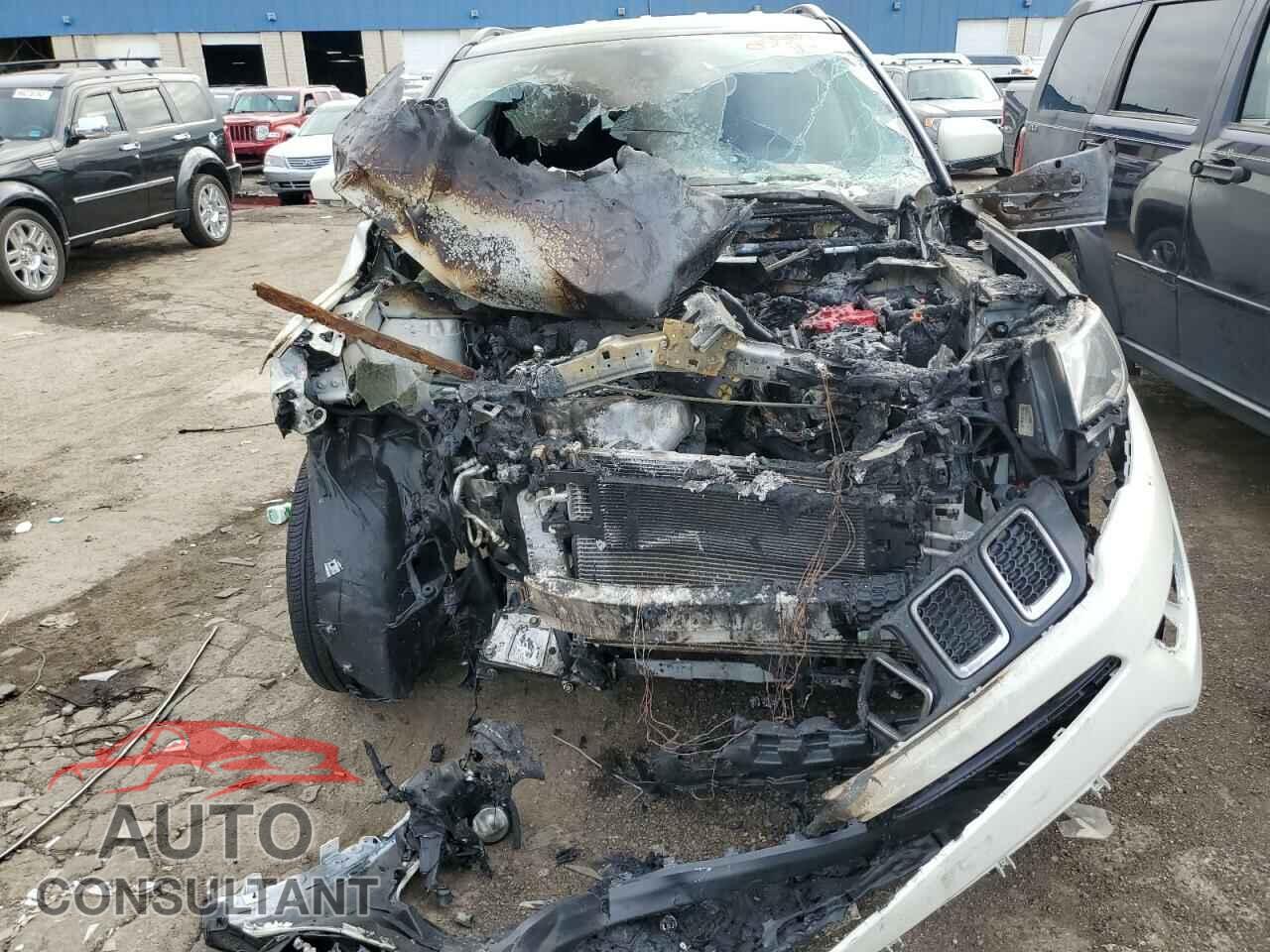 JEEP COMPASS 2021 - 3C4NJDCB9MT530550