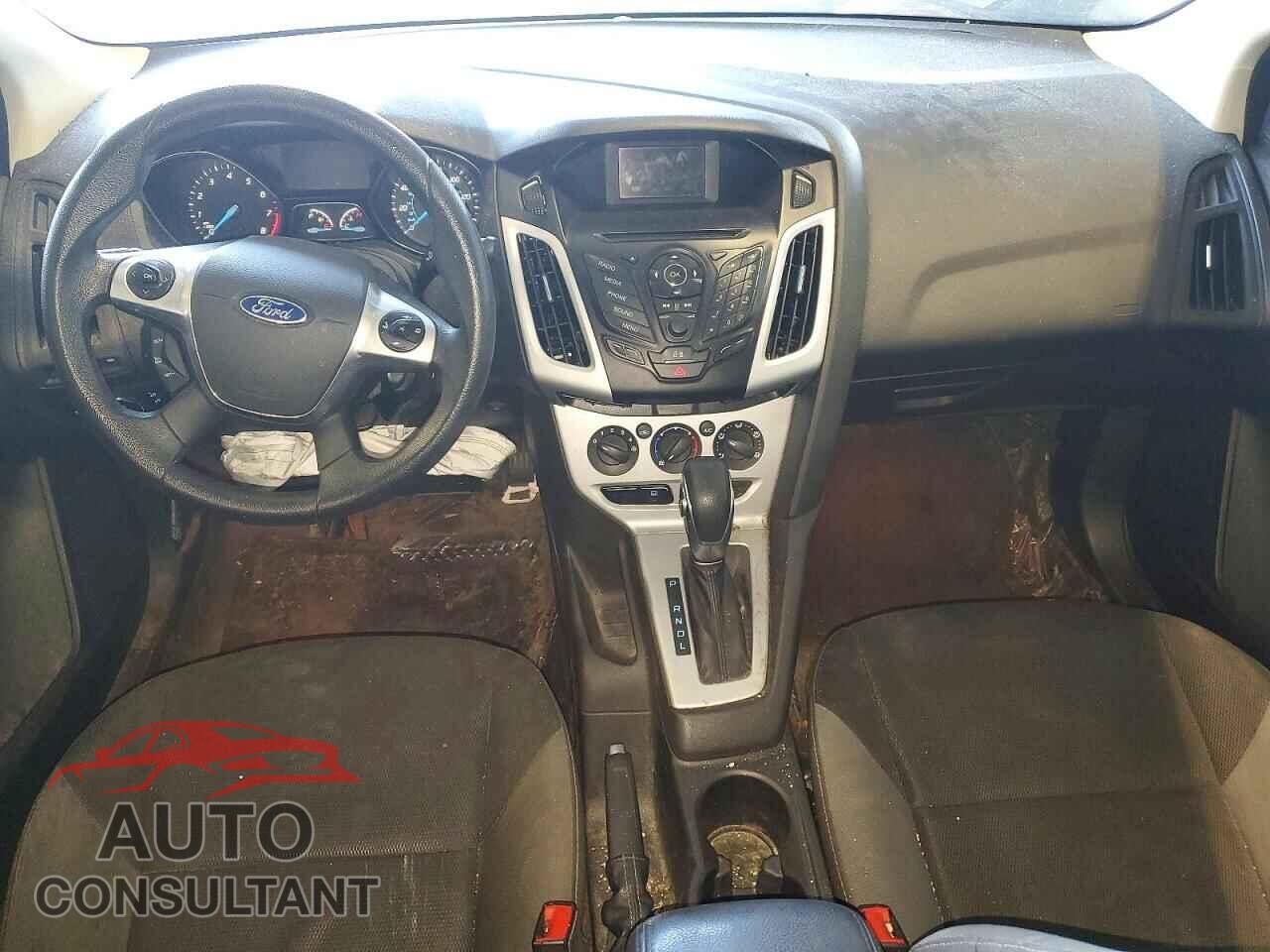FORD FOCUS 2014 - 1FADP3F23EL458943