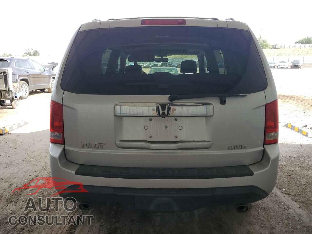 HONDA PILOT 2013 - 5FNYF4H53DB062007