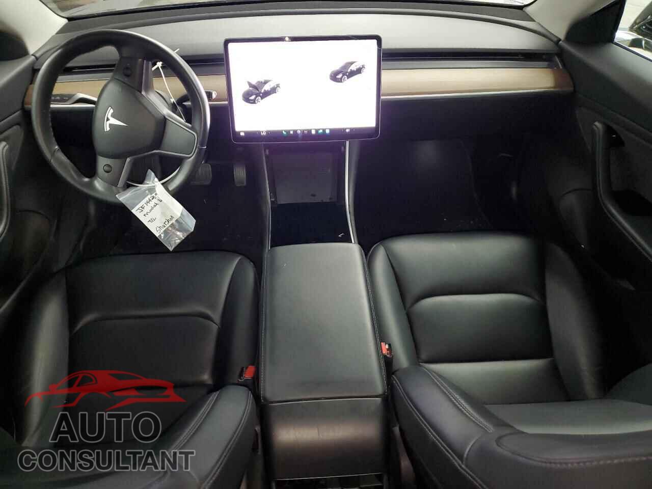 TESLA MODEL 3 2018 - 5YJ3E1EB5JF144239