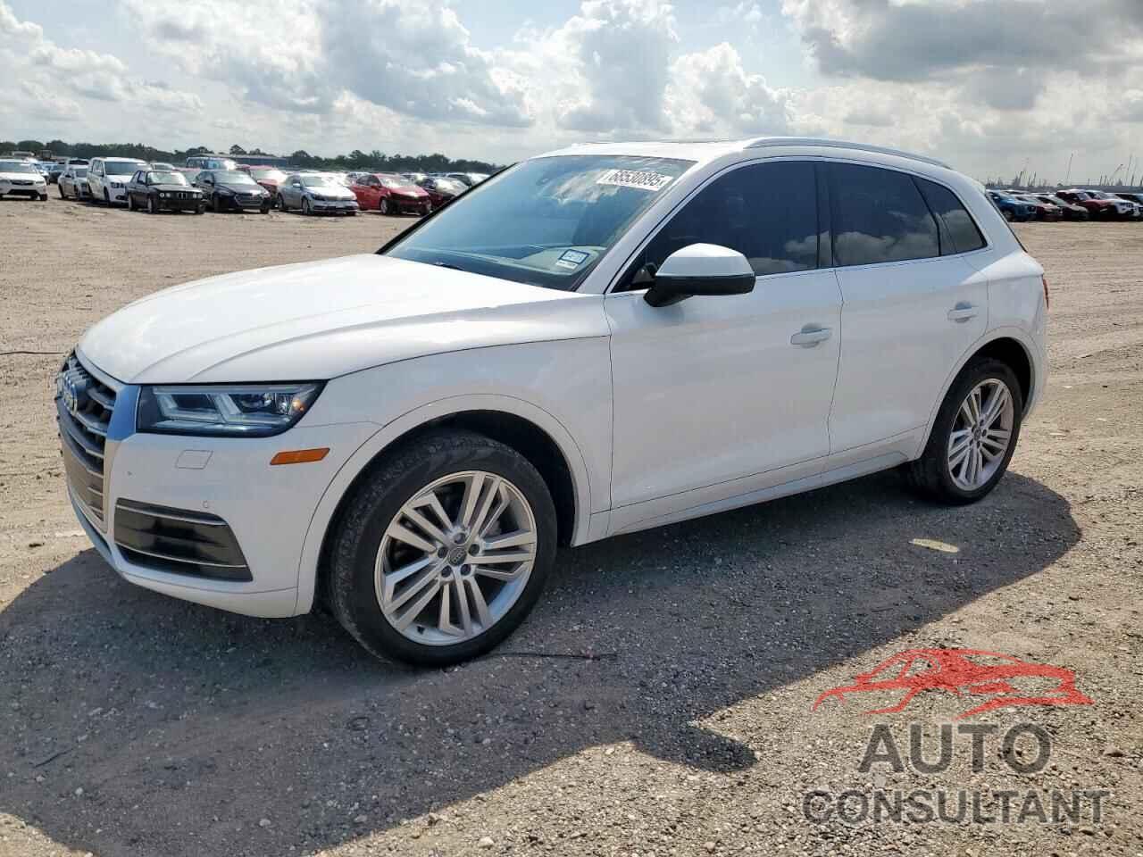 AUDI Q5 2018 - WA1BNAFY2J2072332