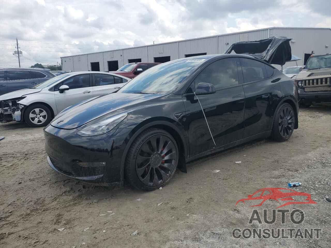 TESLA MODEL Y 2023 - 7SAYGDEF9PF751499