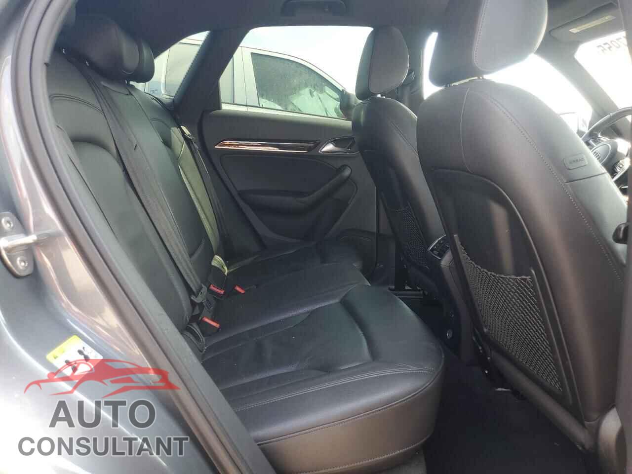 AUDI Q3 2016 - WA1EFCFS5GR022090
