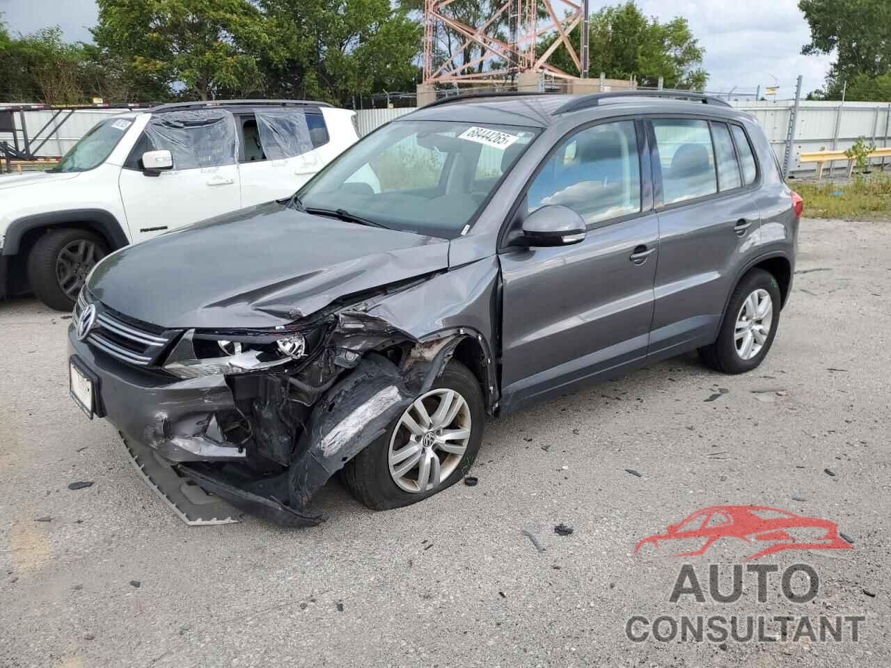 VOLKSWAGEN TIGUAN 2016 - WVGAV7AX0GW615645