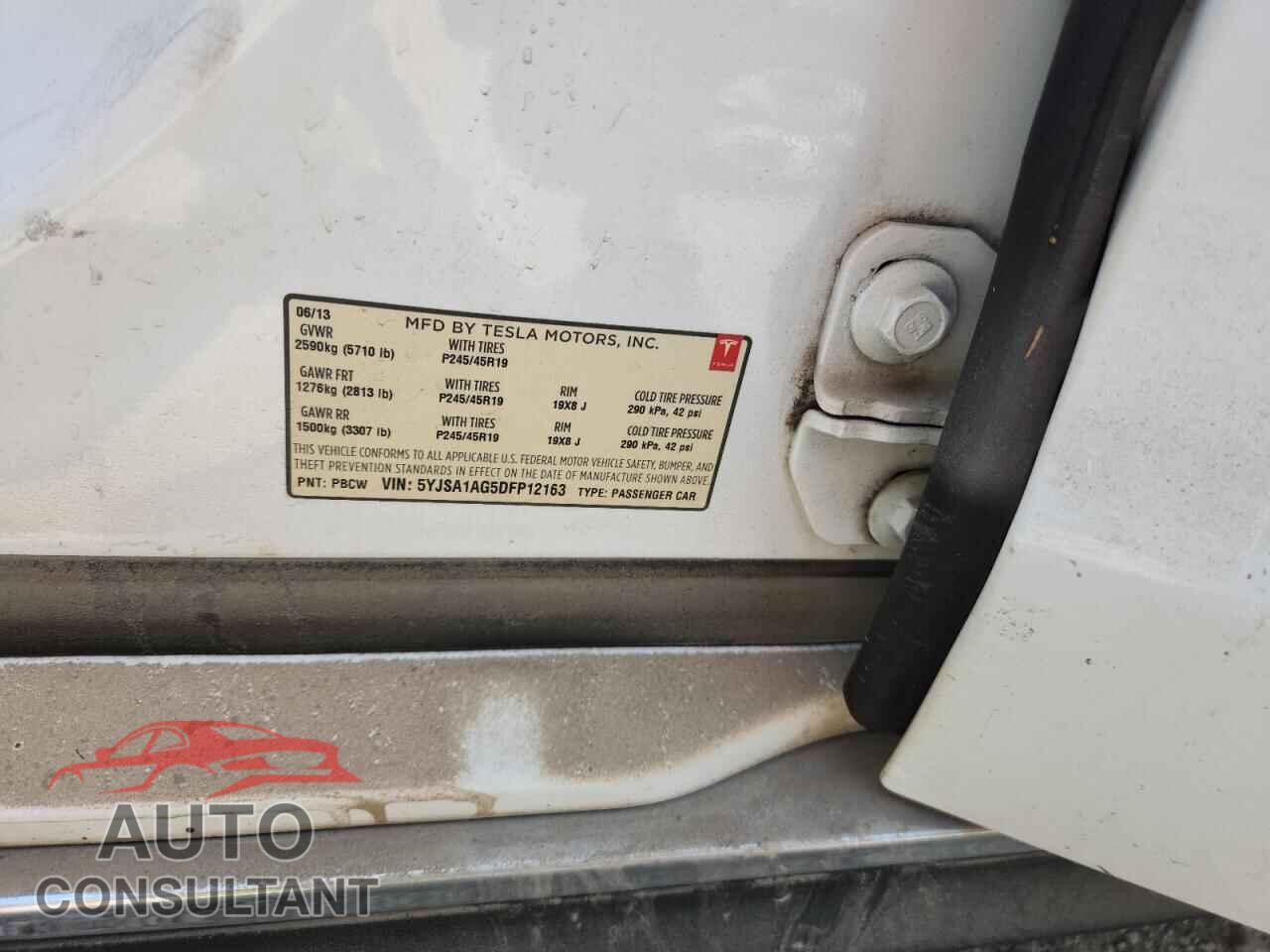 TESLA MODEL S 2013 - 5YJSA1AG5DFP12163