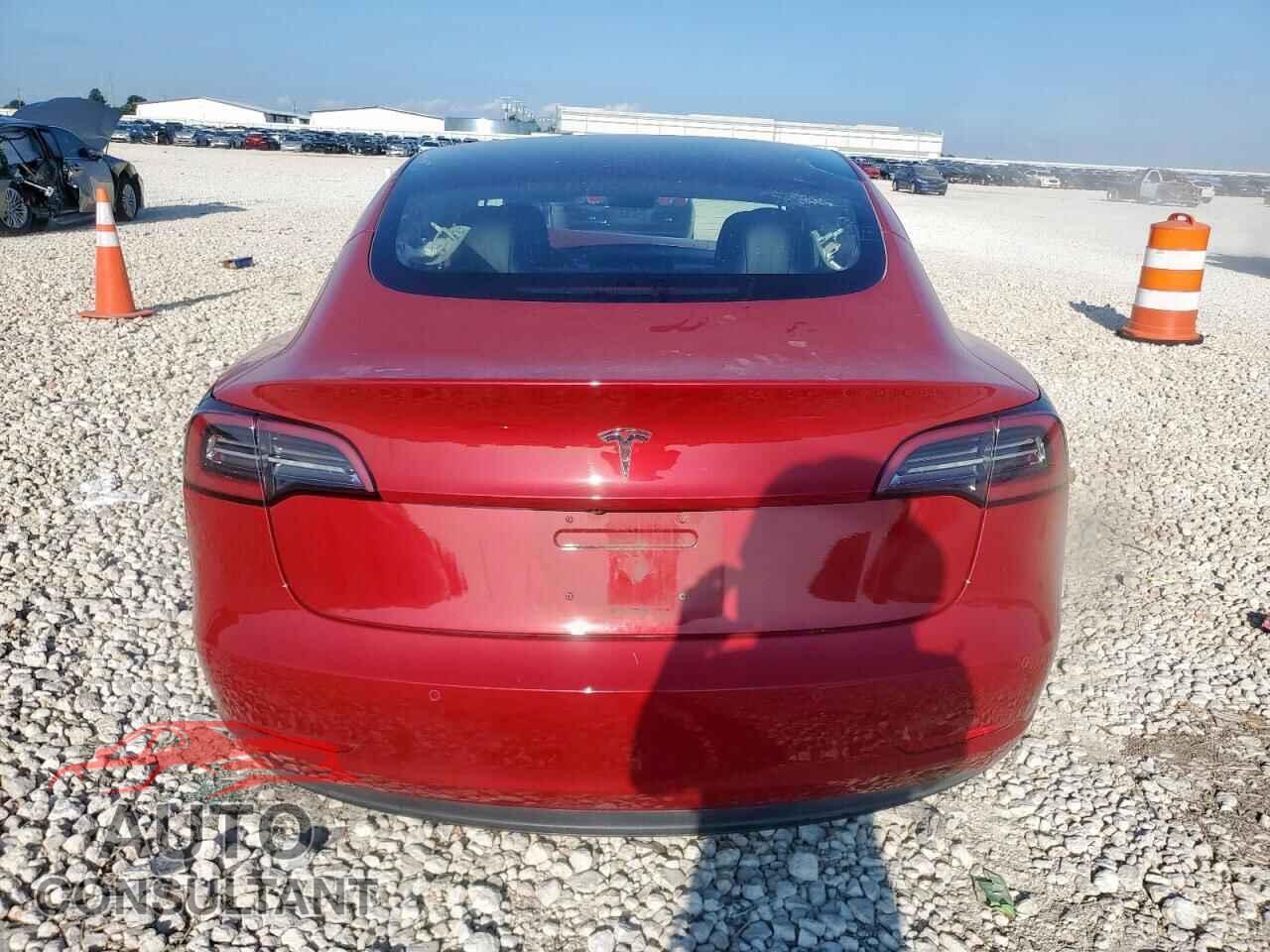 TESLA MODEL 3 2018 - 5YJ3E1EA2JF037611