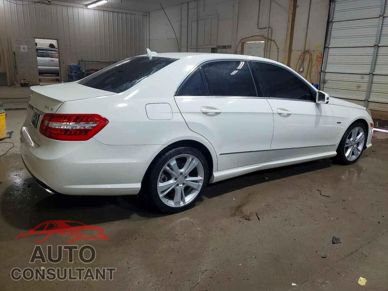 MERCEDES-BENZ E-CLASS 2012 - WDDHF8JB8CA554326