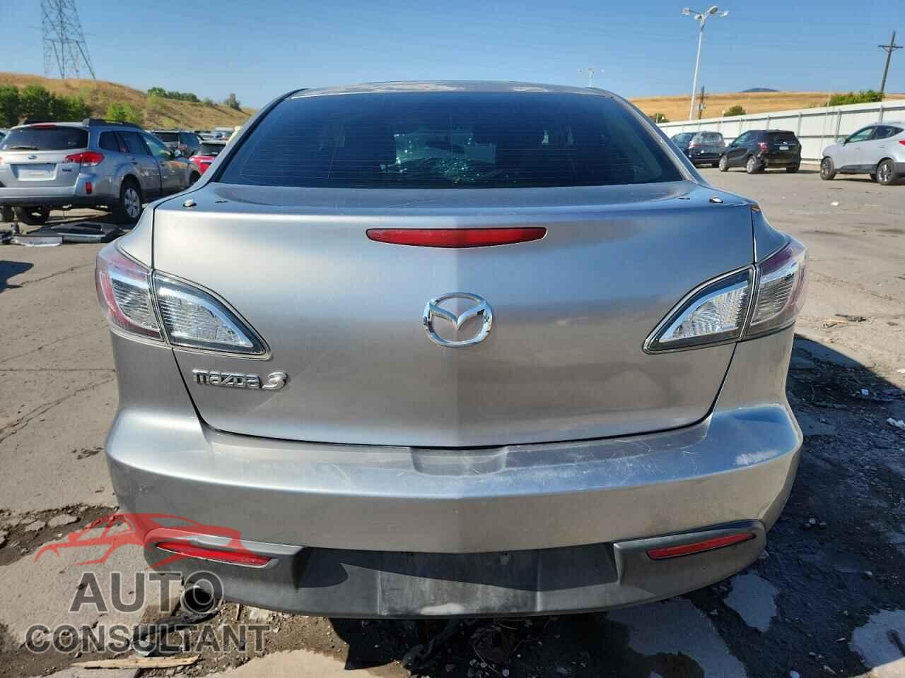 MAZDA 3 2010 - JM1BL1SG2A1341136