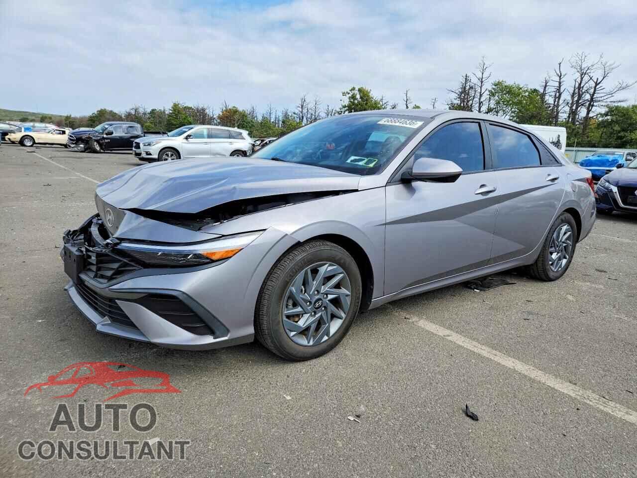 HYUNDAI ELANTRA 2024 - KMHLM4DG9RU784020