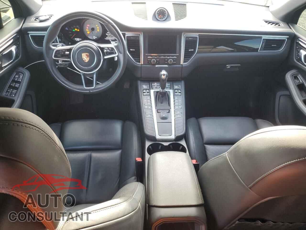 PORSCHE MACAN 2015 - WP1AB2A5XFLB60414