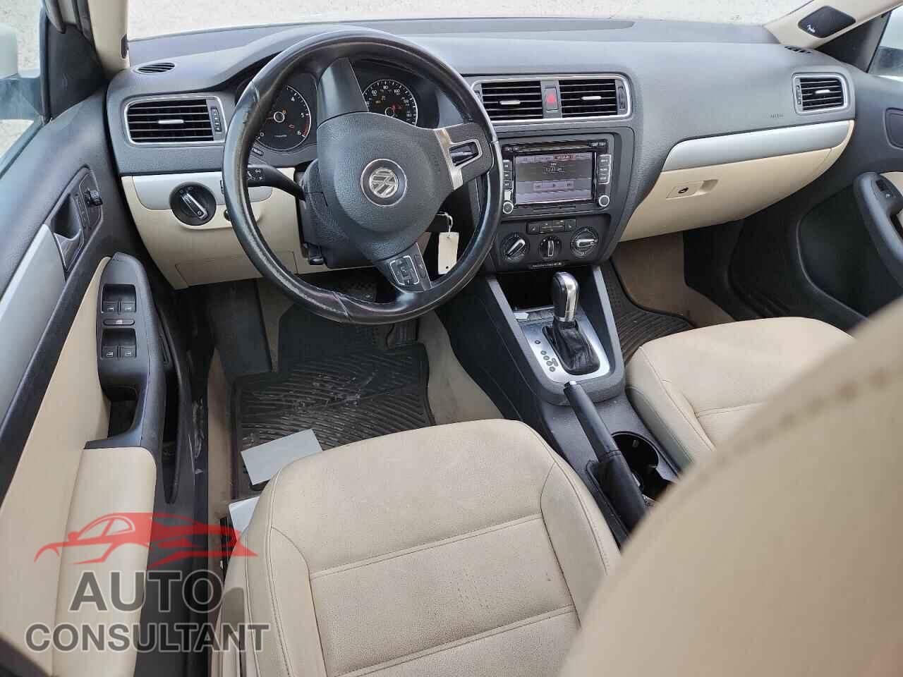 VOLKSWAGEN JETTA 2012 - 3VWLL7AJ5CM338710