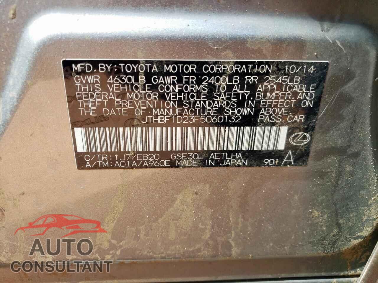LEXUS IS 2015 - JTHBF1D23F5060132