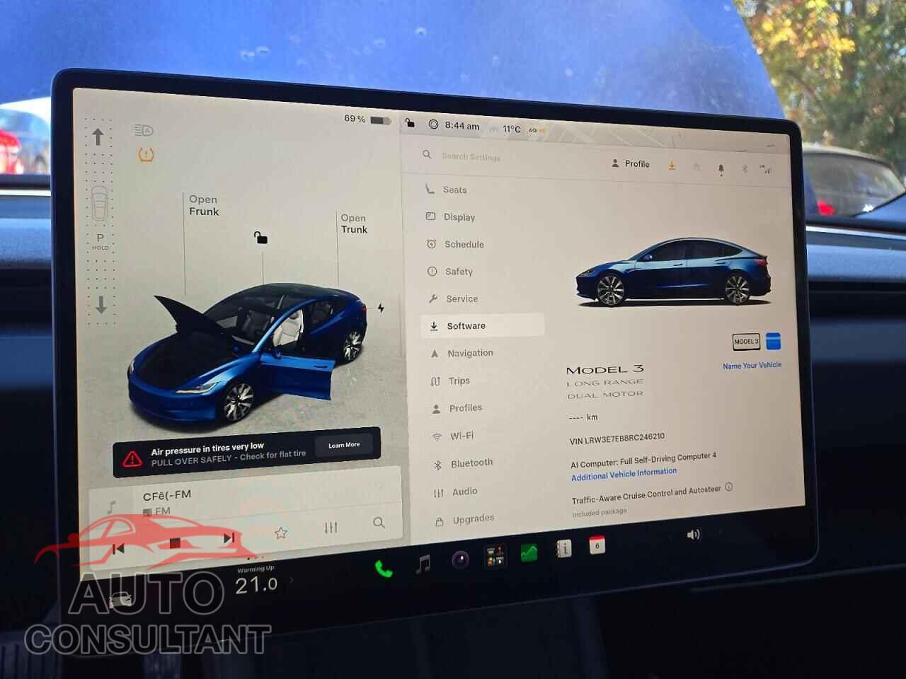 TESLA MODEL 3 2024 - LRW3E7EB8RC246210