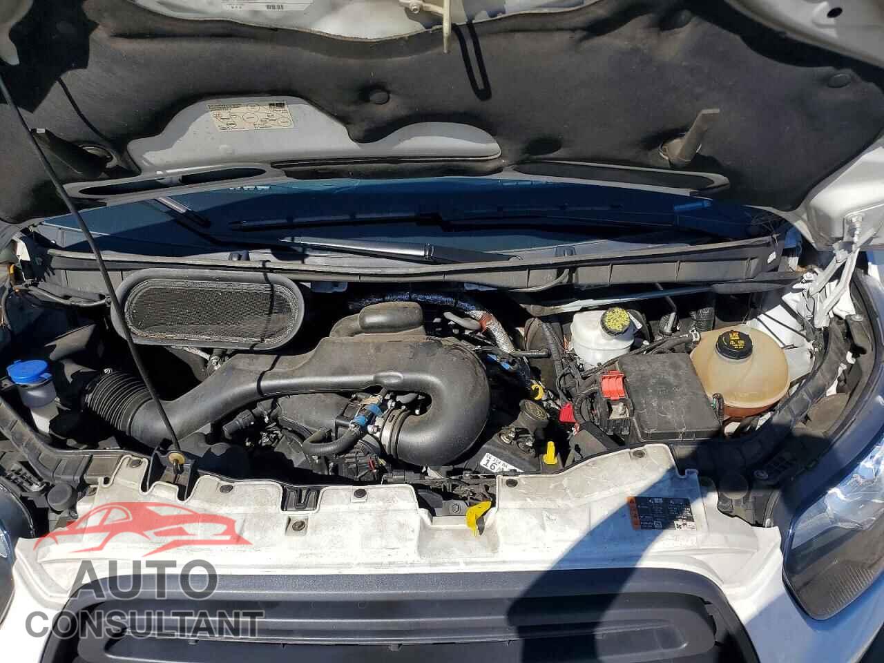FORD TRANSIT 2017 - 1FTYR2YM6HKA64958