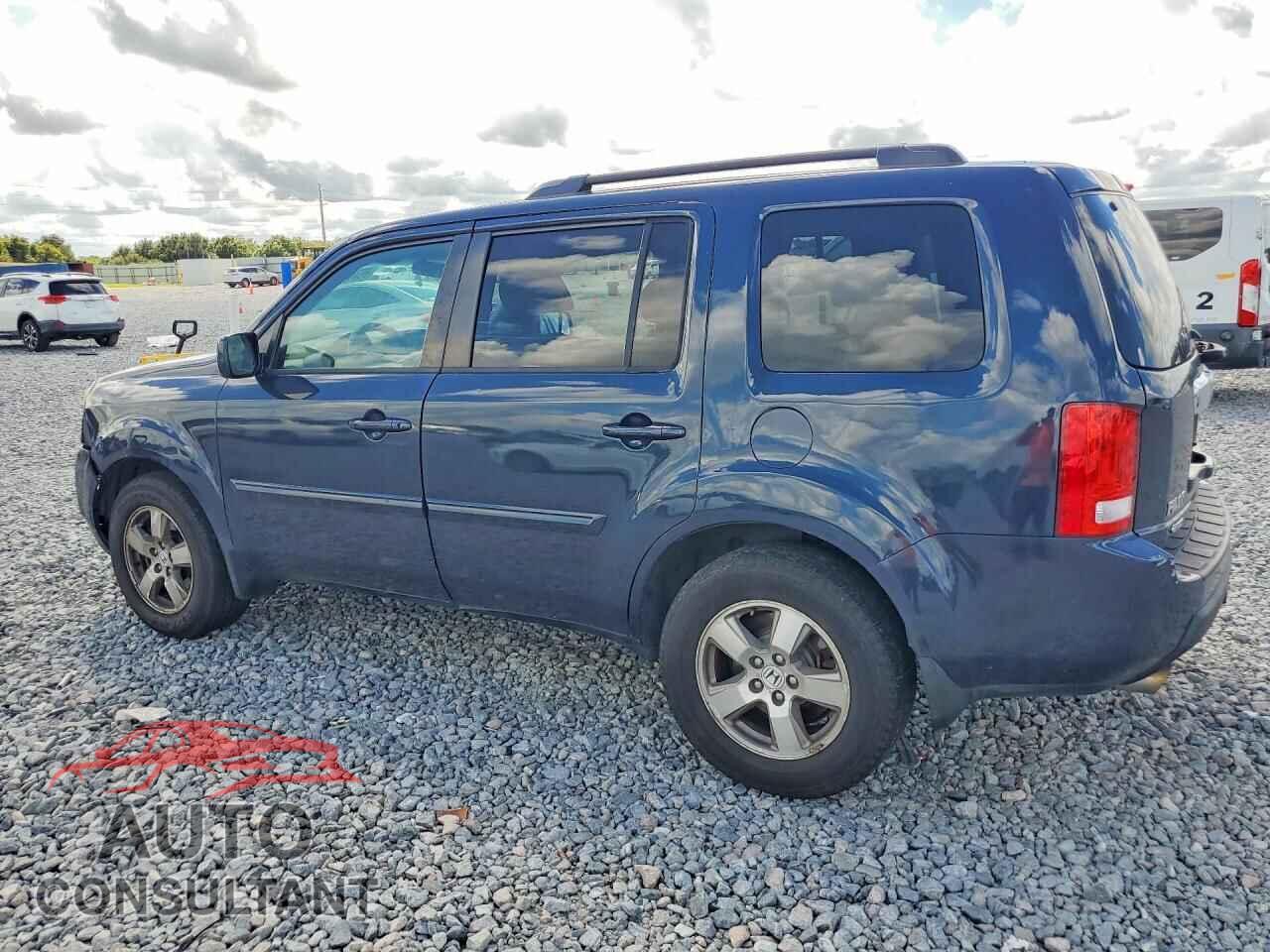 HONDA PILOT 2011 - 5FNYF4H44BB103054
