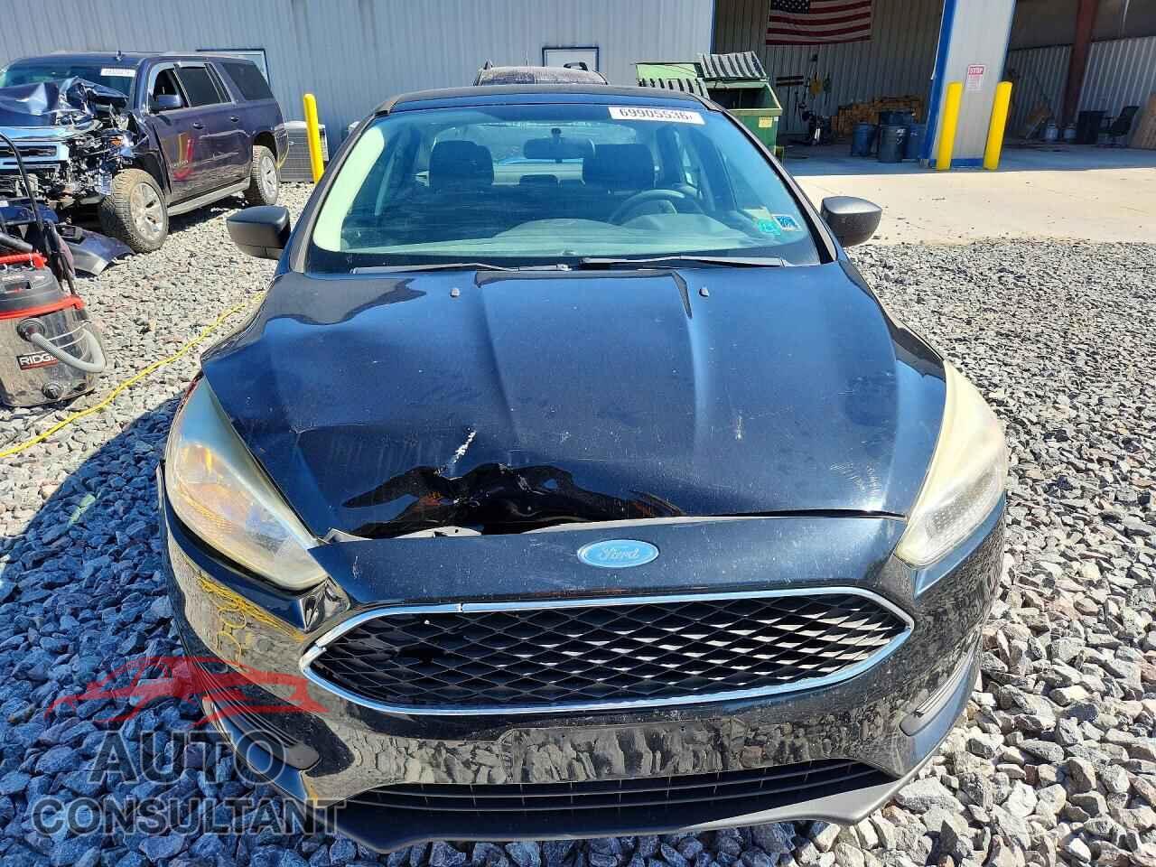 FORD FOCUS 2017 - 1FADP3E20HL312716