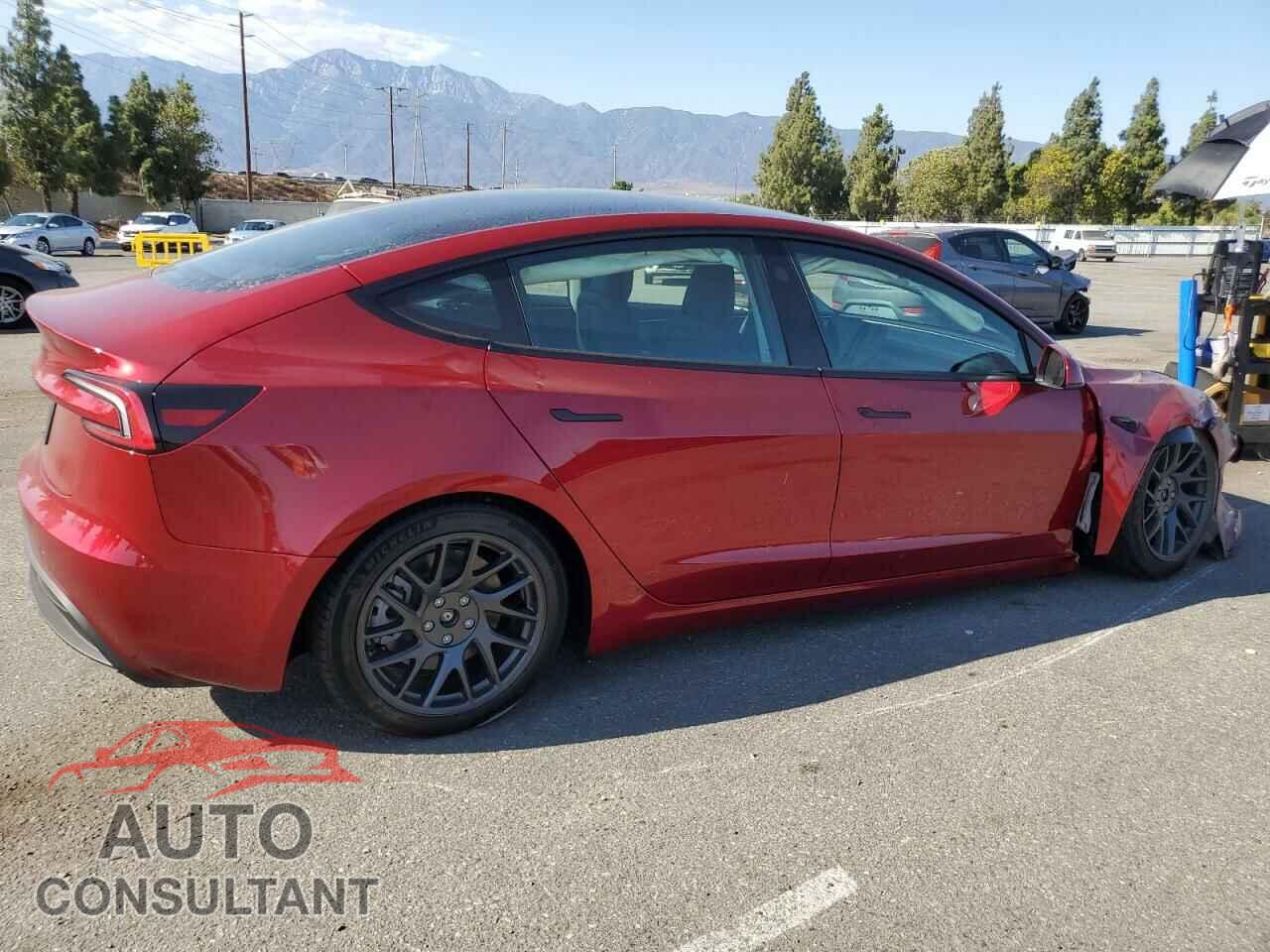 TESLA MODEL 3 2024 - 5YJ3E1EA8RF843626