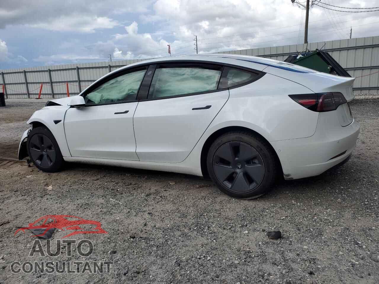 TESLA MODEL 3 2021 - 5YJ3E1EB0MF915033