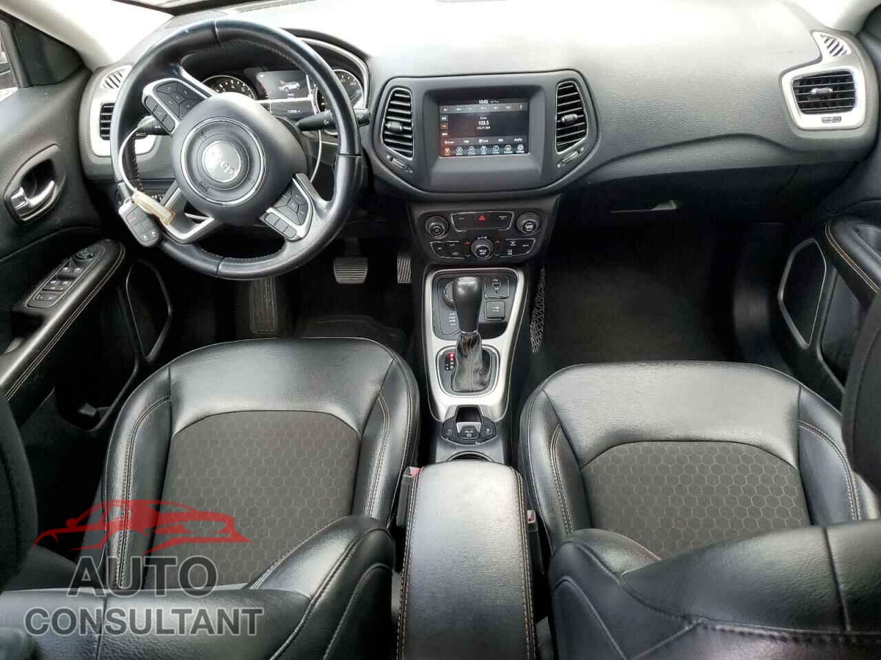 JEEP COMPASS 2019 - 3C4NJDBB2KT812401