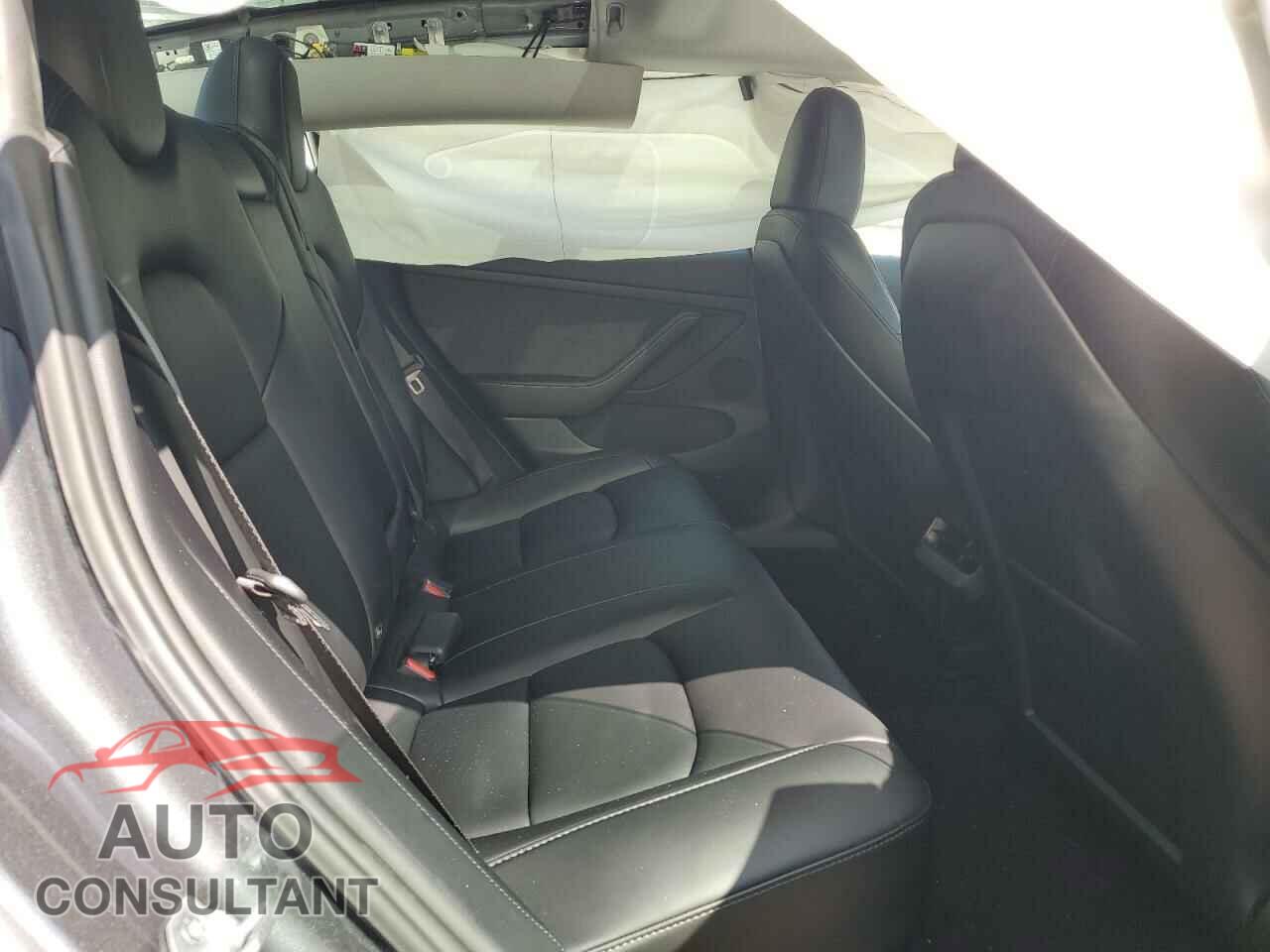 TESLA MODEL 3 2023 - 5YJ3E1EA2PF644584
