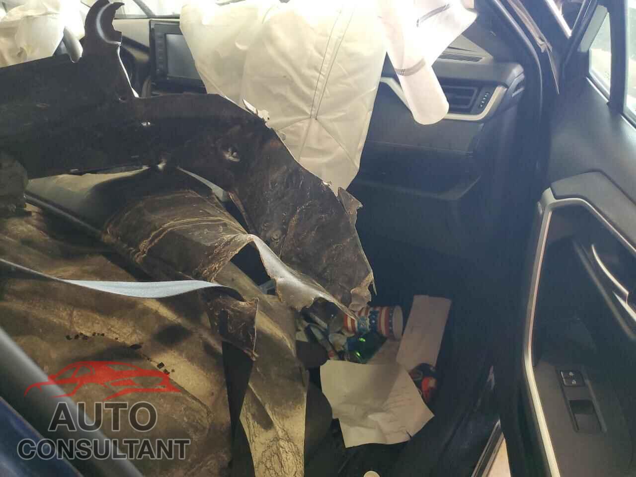 TOYOTA RAV4 2020 - 2T3W1RFVXLC058472