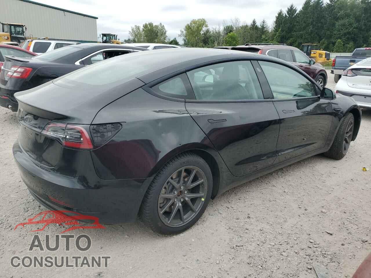 TESLA MODEL 3 2021 - 5YJ3E1EA8MF095145