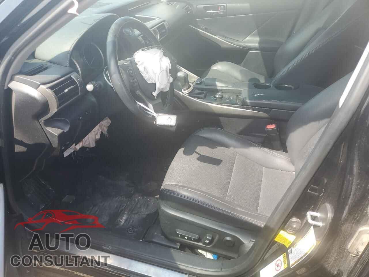 LEXUS IS 2014 - JTHBE1D27E5004938