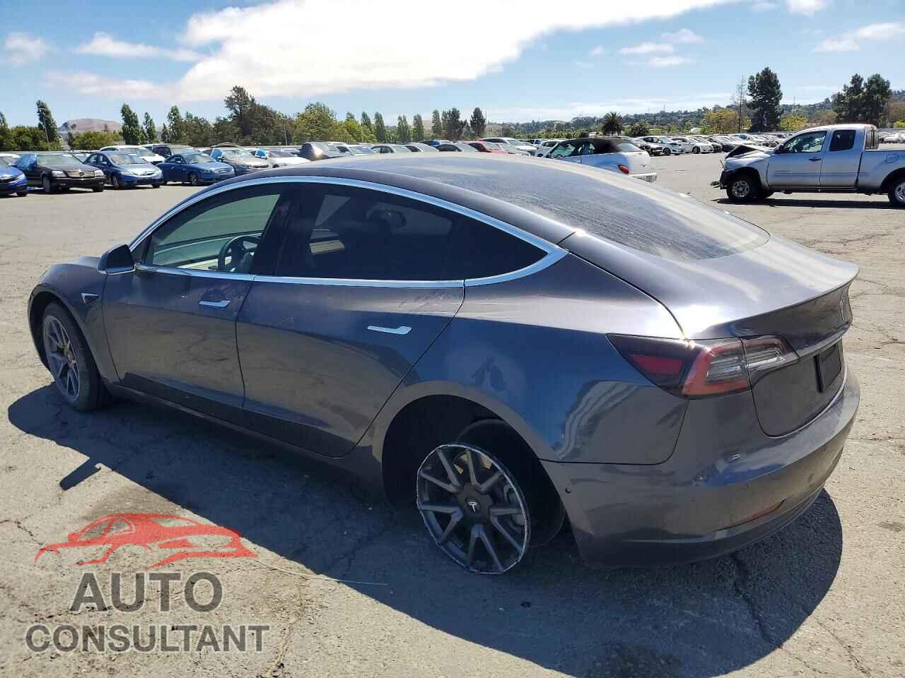 TESLA MODEL 3 2020 - 5YJ3E1EA5LF630382