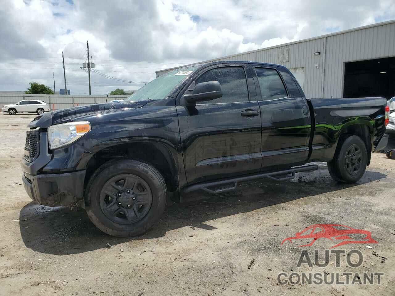 TOYOTA TUNDRA 2017 - 5TFRM5F16HX121000