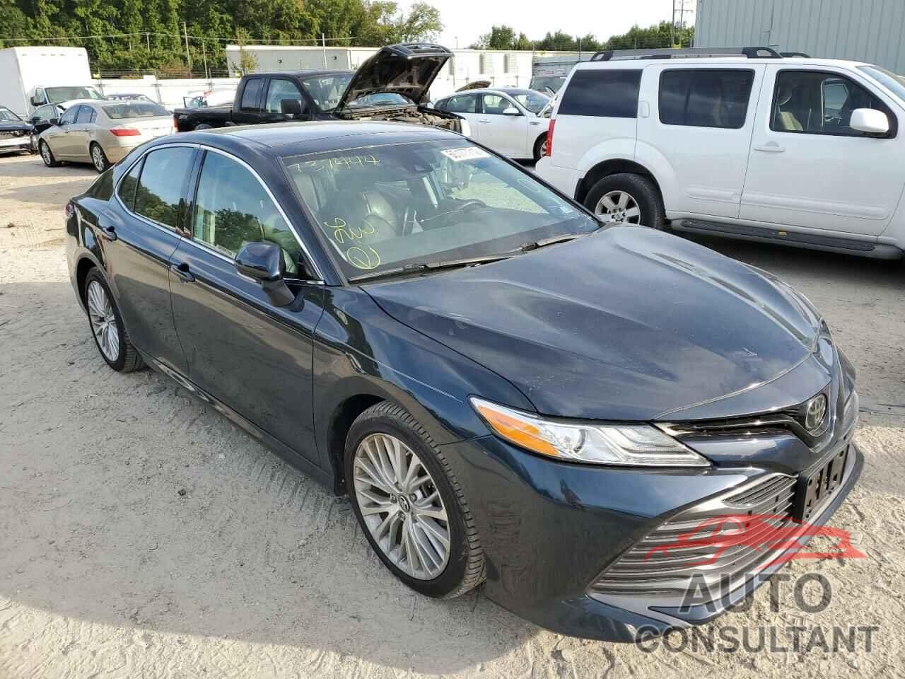 TOYOTA CAMRY 2019 - 4T1B11HK3KU737444