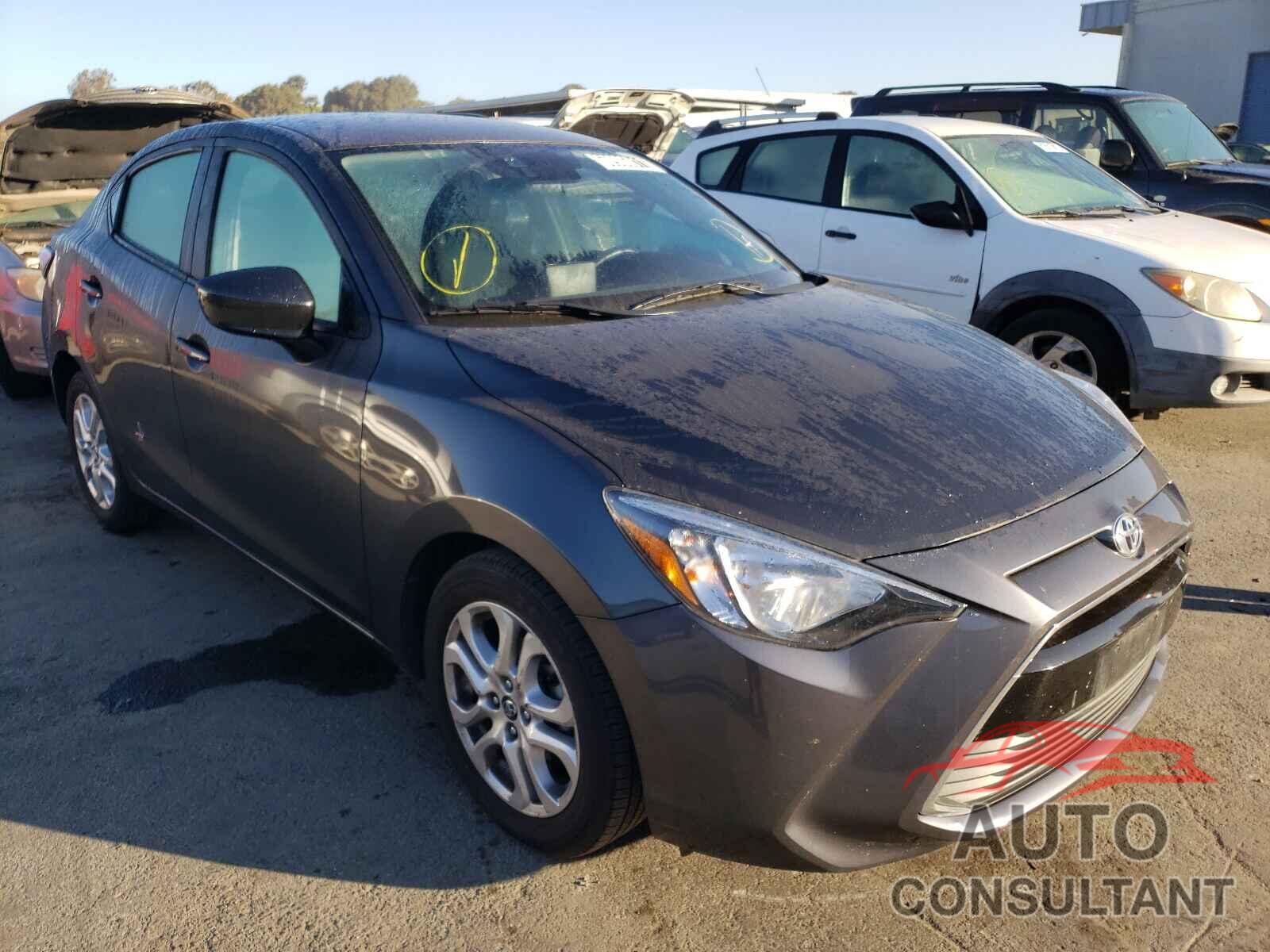 TOYOTA YARIS 2018 - 3MYDLBYVXJY330466