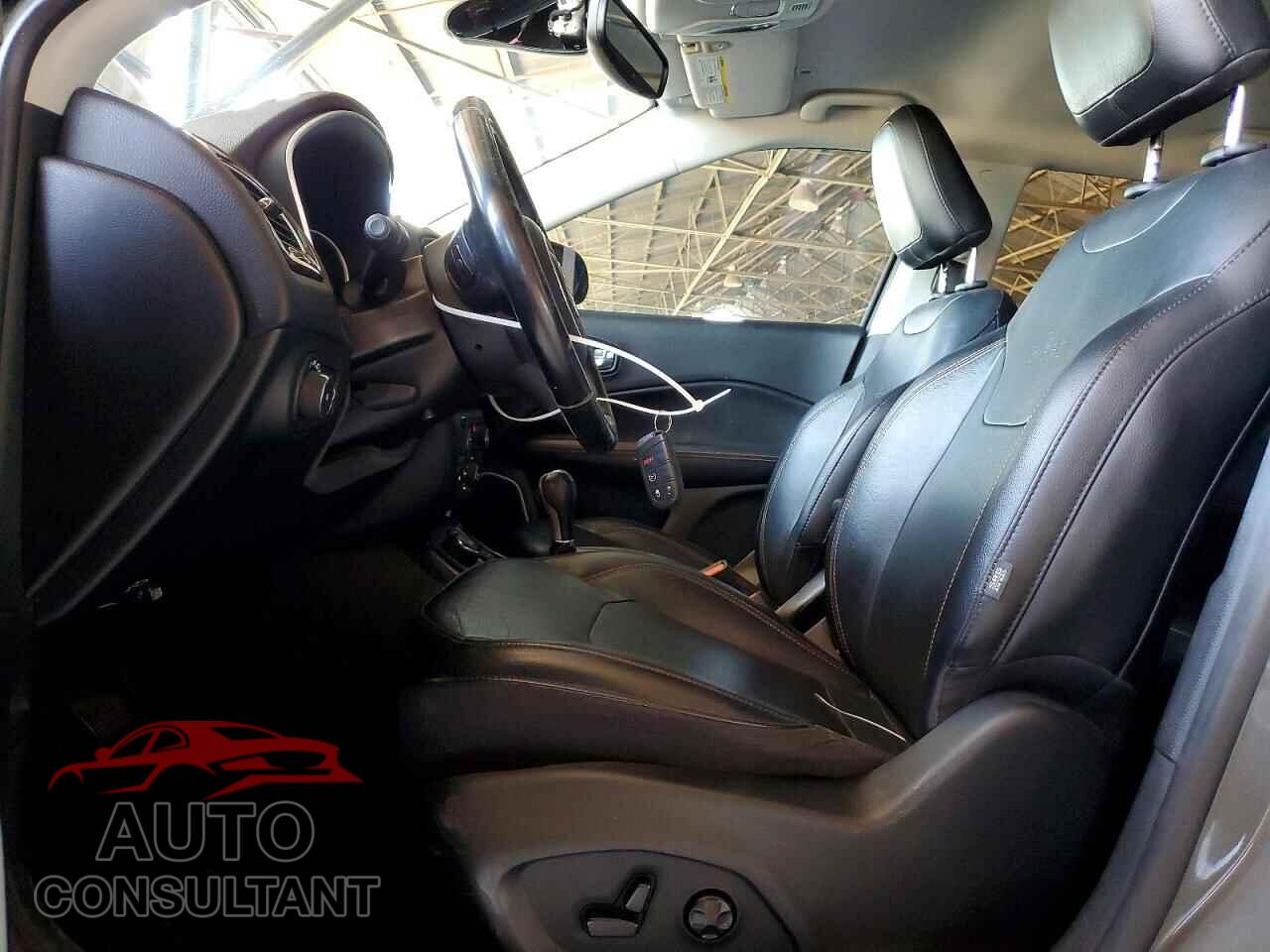 JEEP COMPASS 2019 - 3C4NJDCB5KT780638