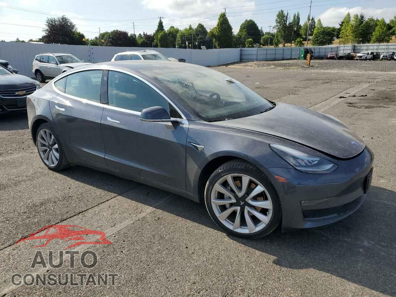 TESLA MODEL 3 2019 - 5YJ3E1EB8KF389456