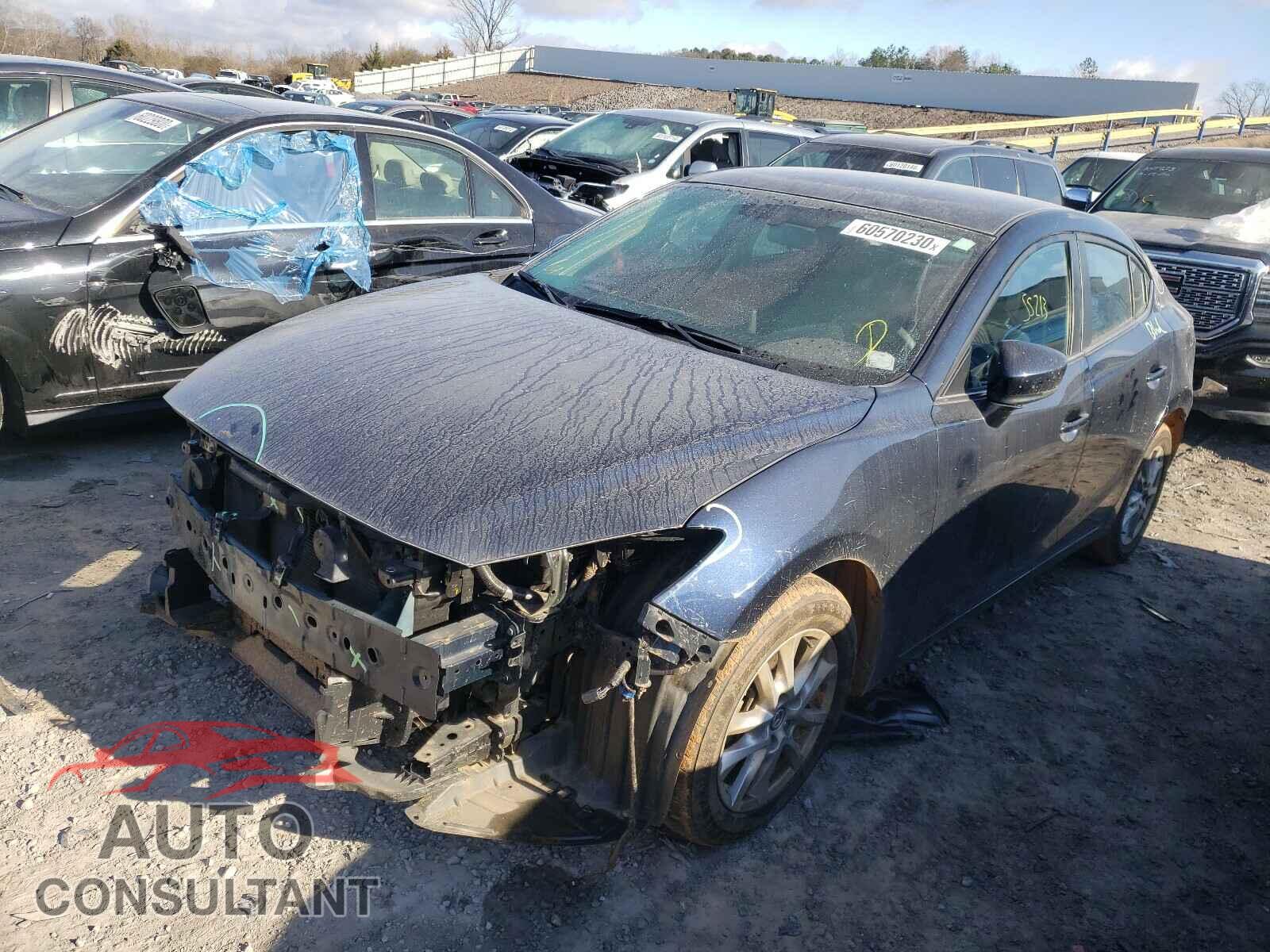 MAZDA 3 2017 - 3MZBN1U77HM101131