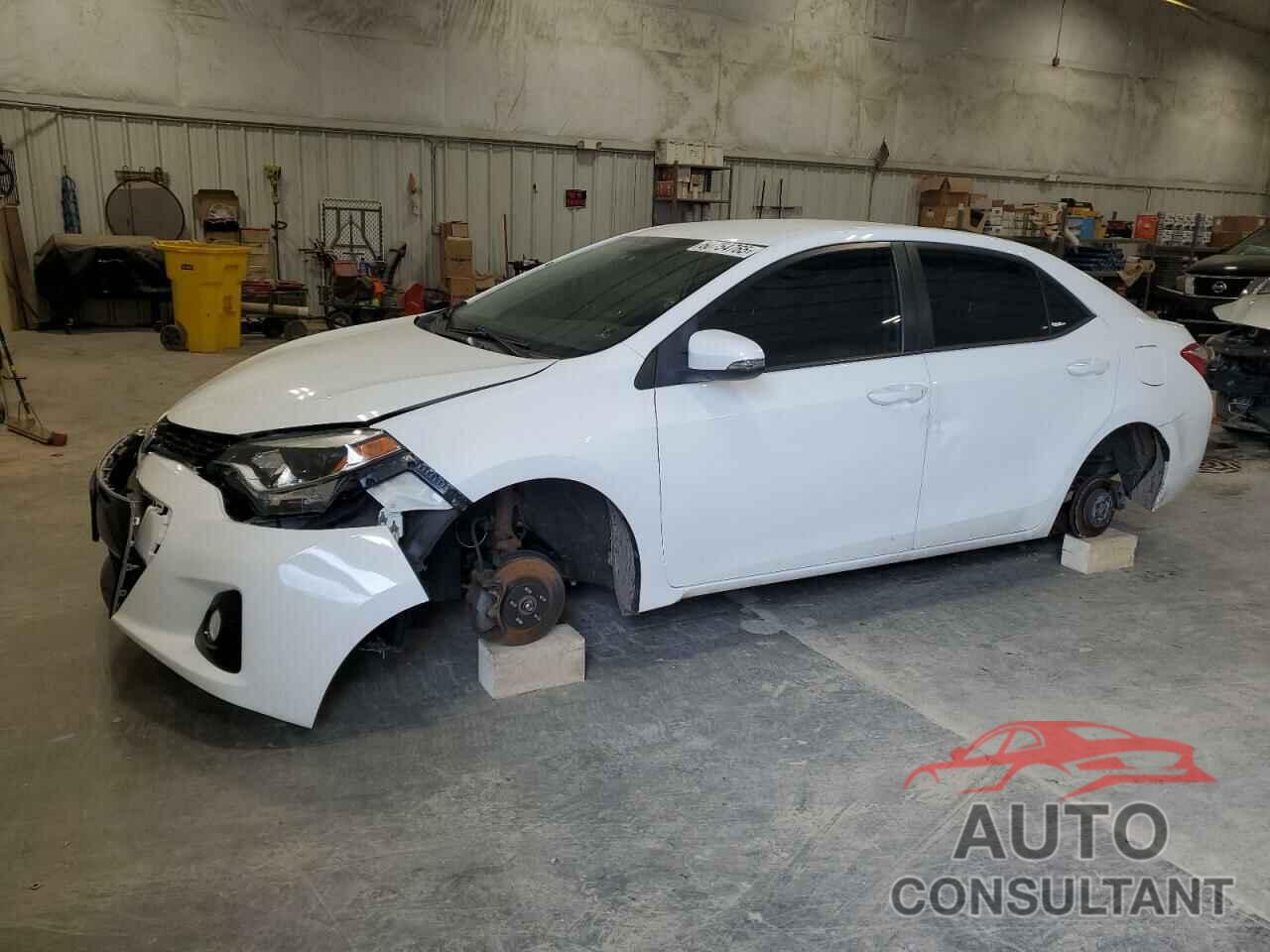 TOYOTA COROLLA 2015 - 5YFBURHE3FP243950