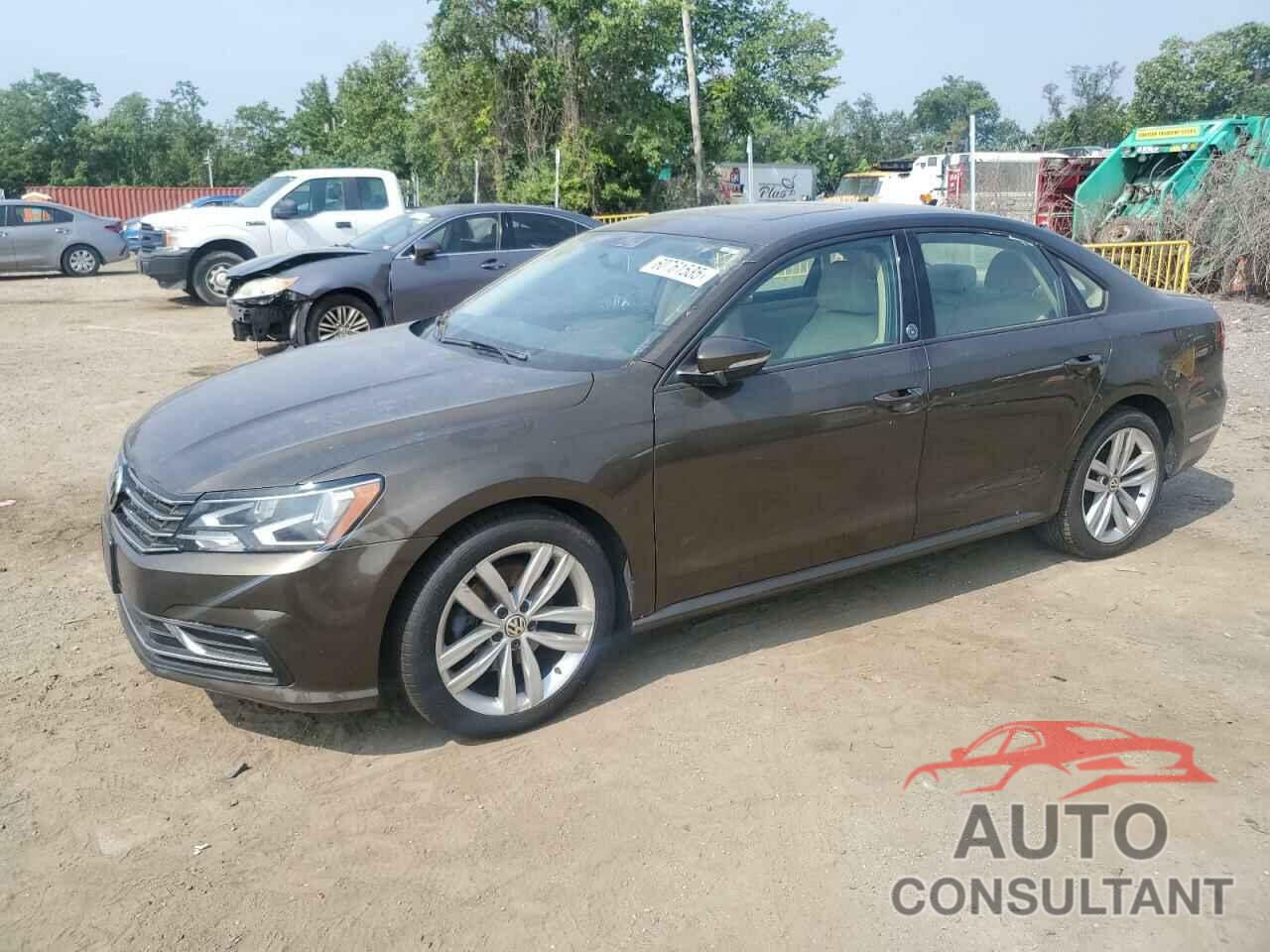 VOLKSWAGEN PASSAT 2019 - 1VWLA7A36KC008775